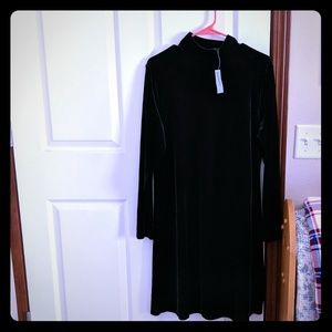 Size 14 Emerald green velvet dress